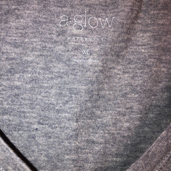 A:glow maternity top size XL NWT short sleeve V-neck  T-shirt Bundle2save - Picture 3 of 9